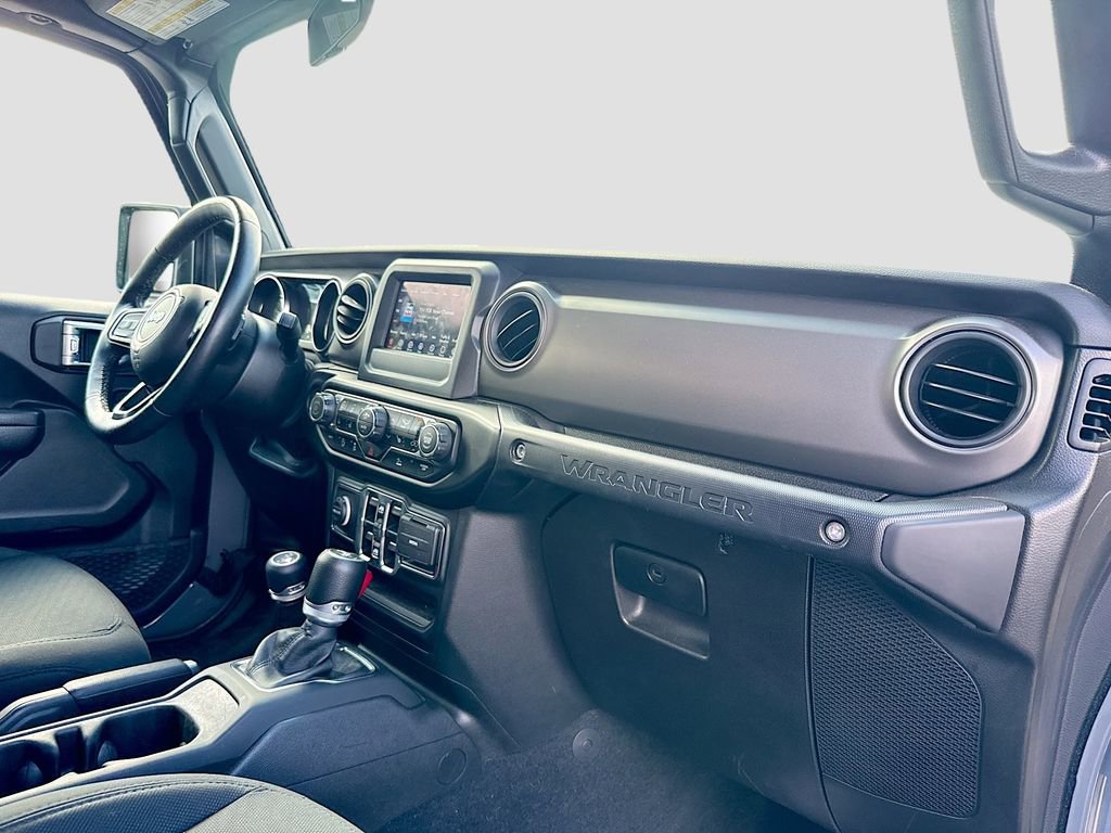 Used 2022 Jeep Wrangler Unlimited Sport AWD/4WD image 33