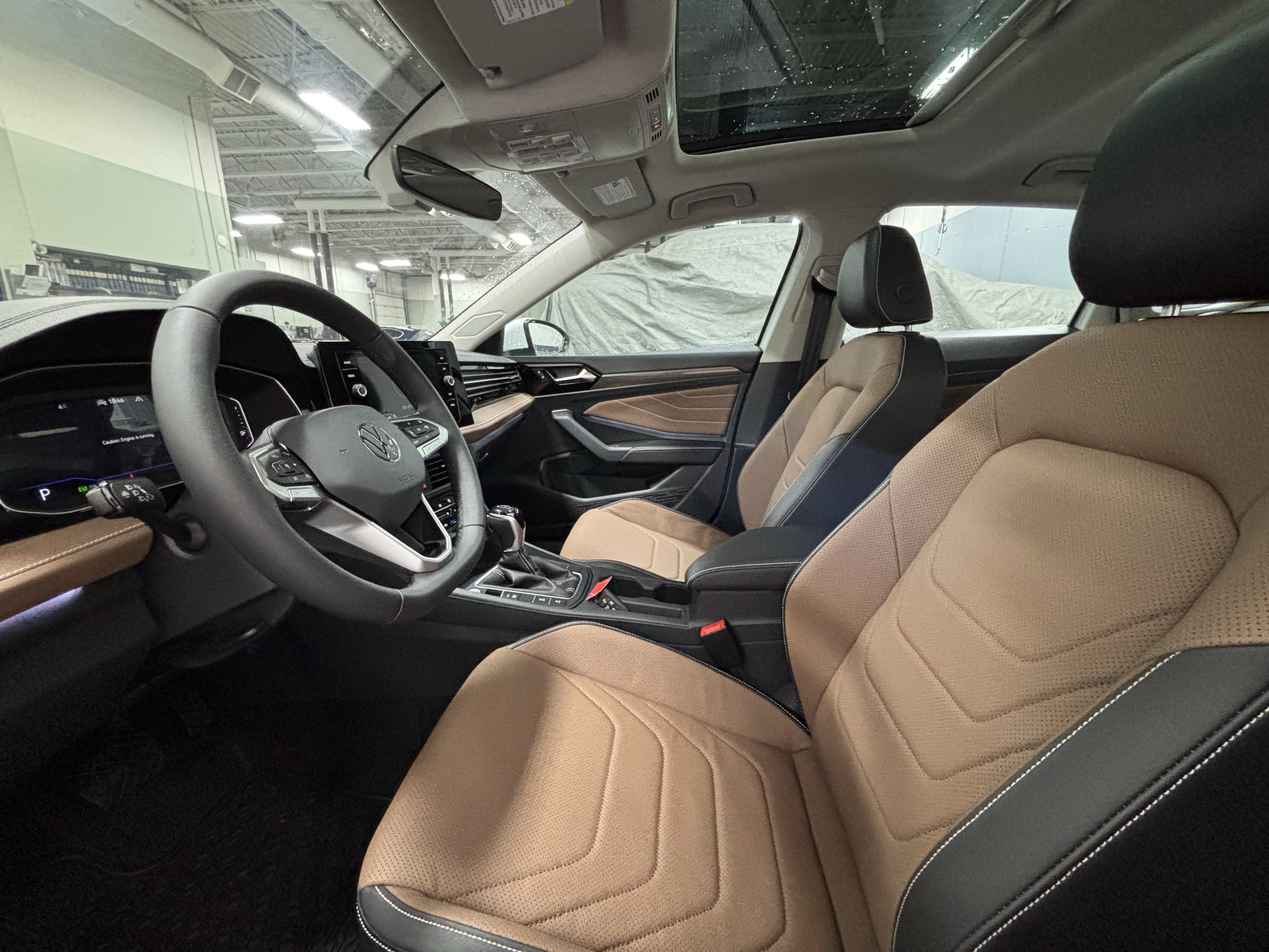 Used 2026 Volkswagen Jetta SEL FWD image 4