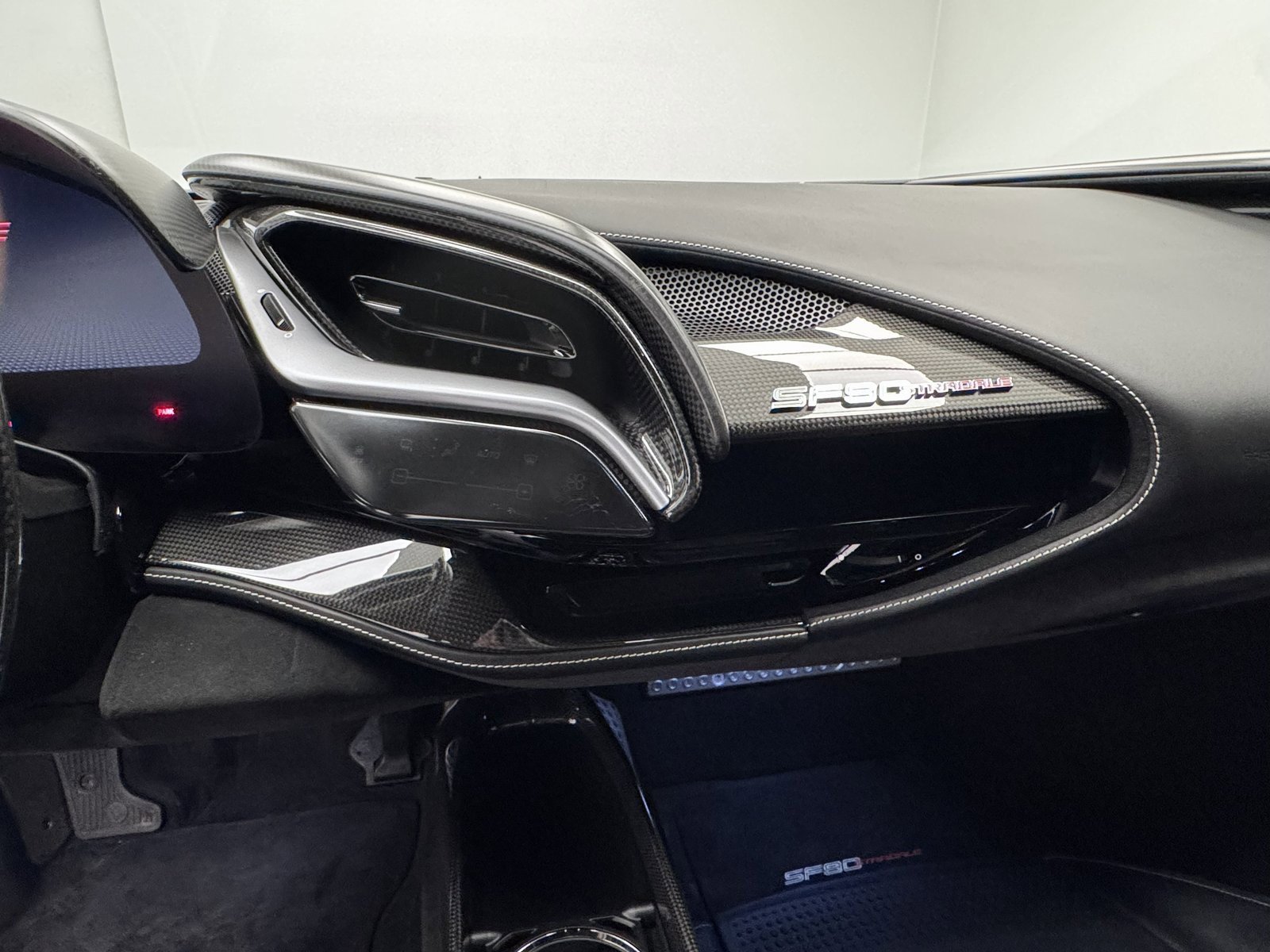 Used 2021 Ferrari SF90 Stradale image 30