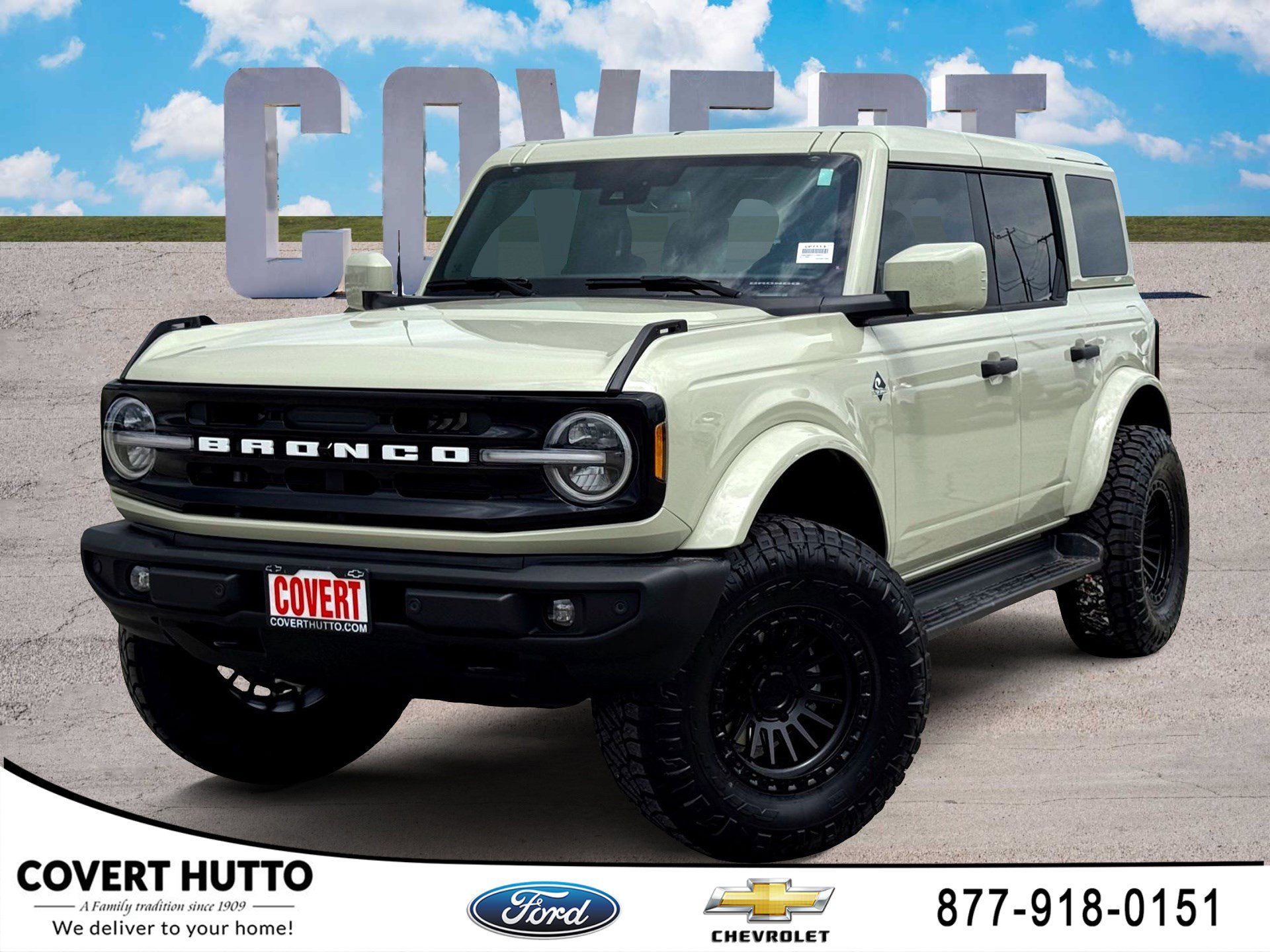 Used 2026 Ford Bronco Outer Banks image 1