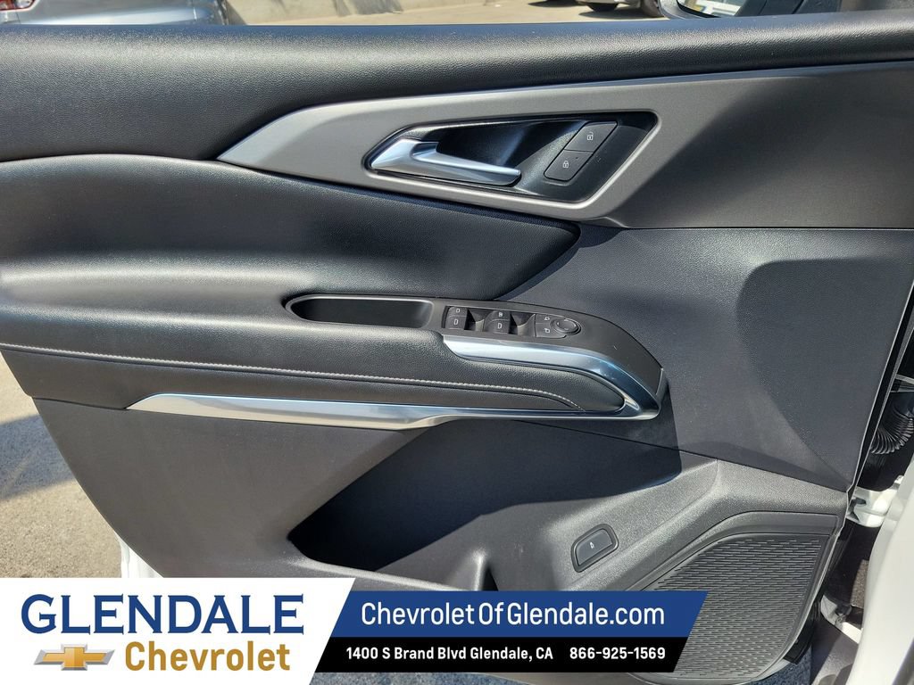 Certified 2024 Chevrolet Traverse LT AWD/4WD image 36