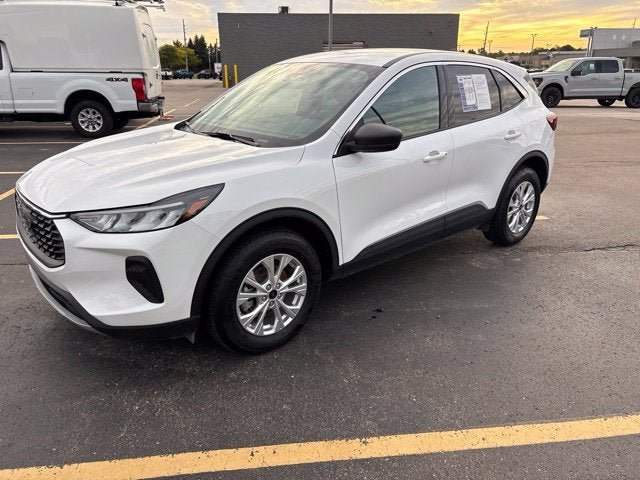 Used 2024 Ford Escape Active w/ Tech Pack #1 AWD/4WD image 14