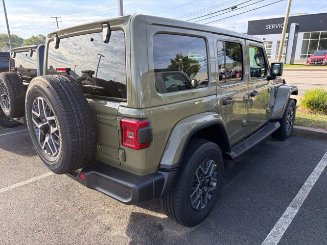 New 2026 Jeep Wrangler Unlimited Sahara AWD/4WD image 2