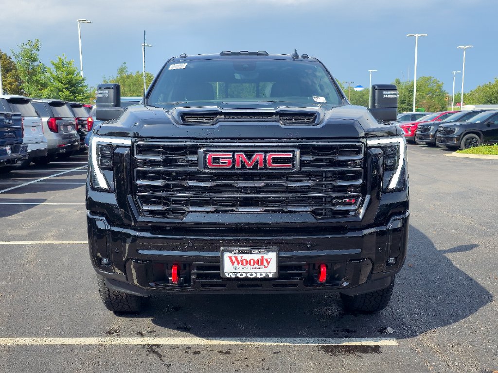 New 2026 GMC Sierra 2500 AT4 w/ AT4 Premium Plus Package AWD/4WD image 4