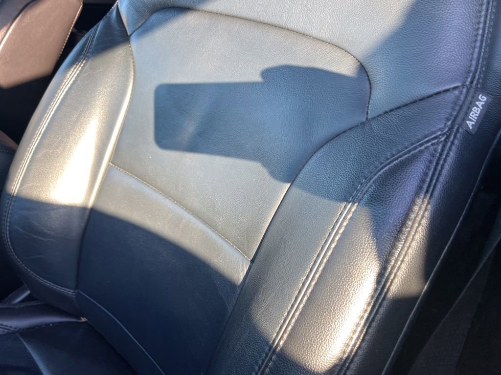 Used 2018 Ford Explorer XLT w/ Equipment Group 202A image 25