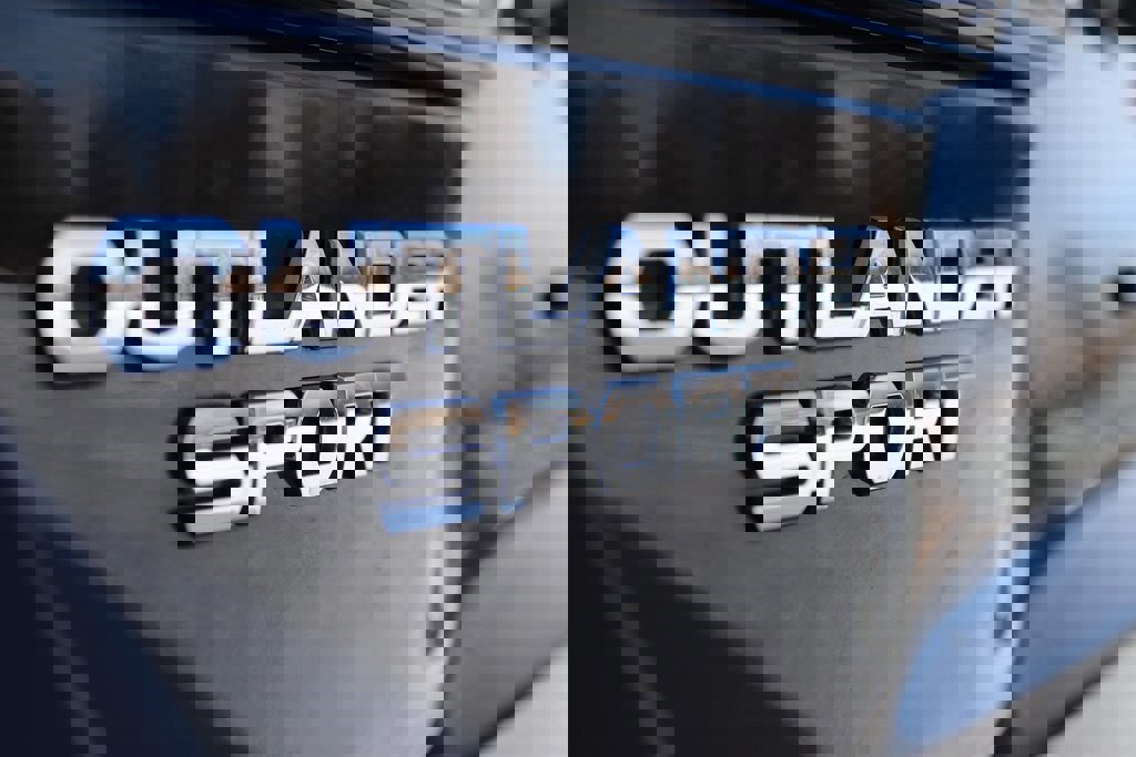 Used 2025 Mitsubishi Outlander Sport LE image 27