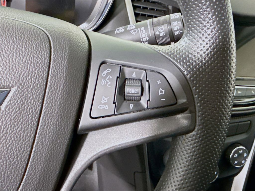 Used 2019 Chevrolet Trax LS image 19