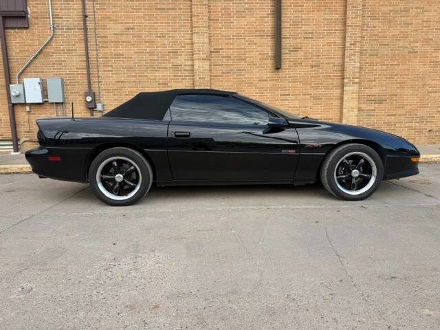 Used 1997 Chevrolet Camaro Z28 w/ Preferred Equipment Group 2 RWD image 6