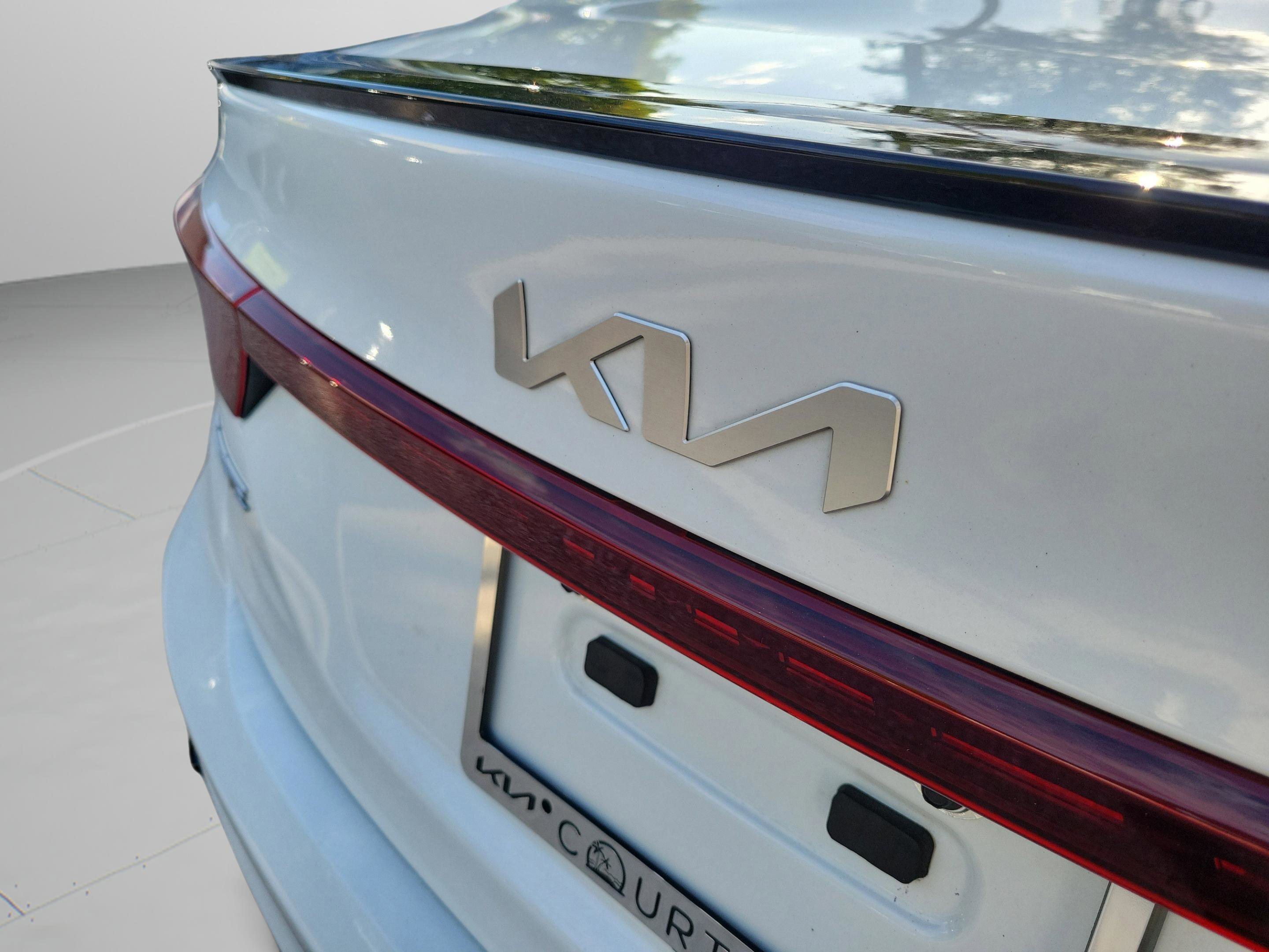 Used 2023 Kia Forte GT-Line w/ GT-Line Premium Package FWD image 32