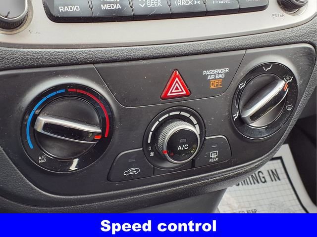 Used 2021 Hyundai Accent SE image 10