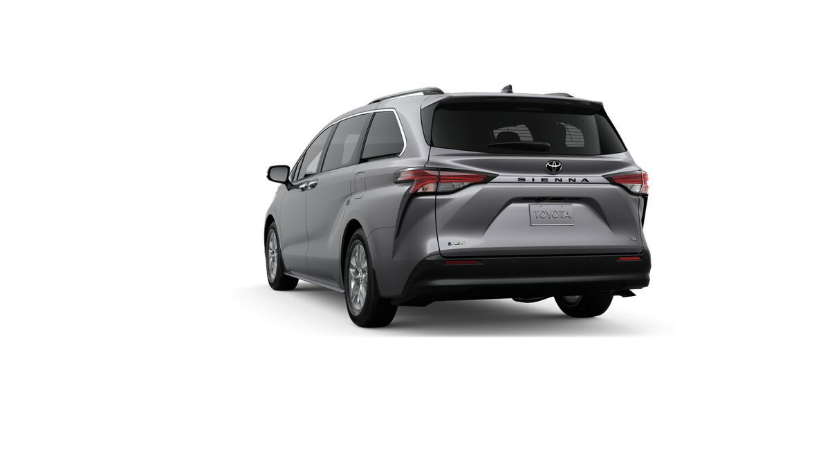 New 2026 Toyota Sienna XLE FWD image 7