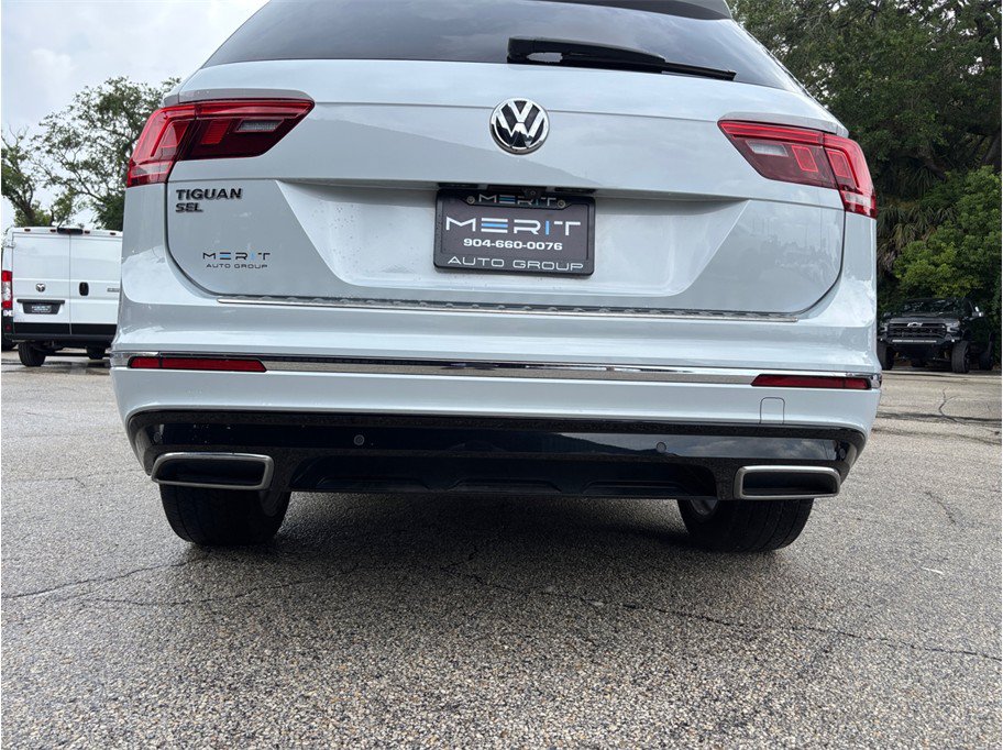 Used 2019 Volkswagen Tiguan SEL R-Line FWD image 16