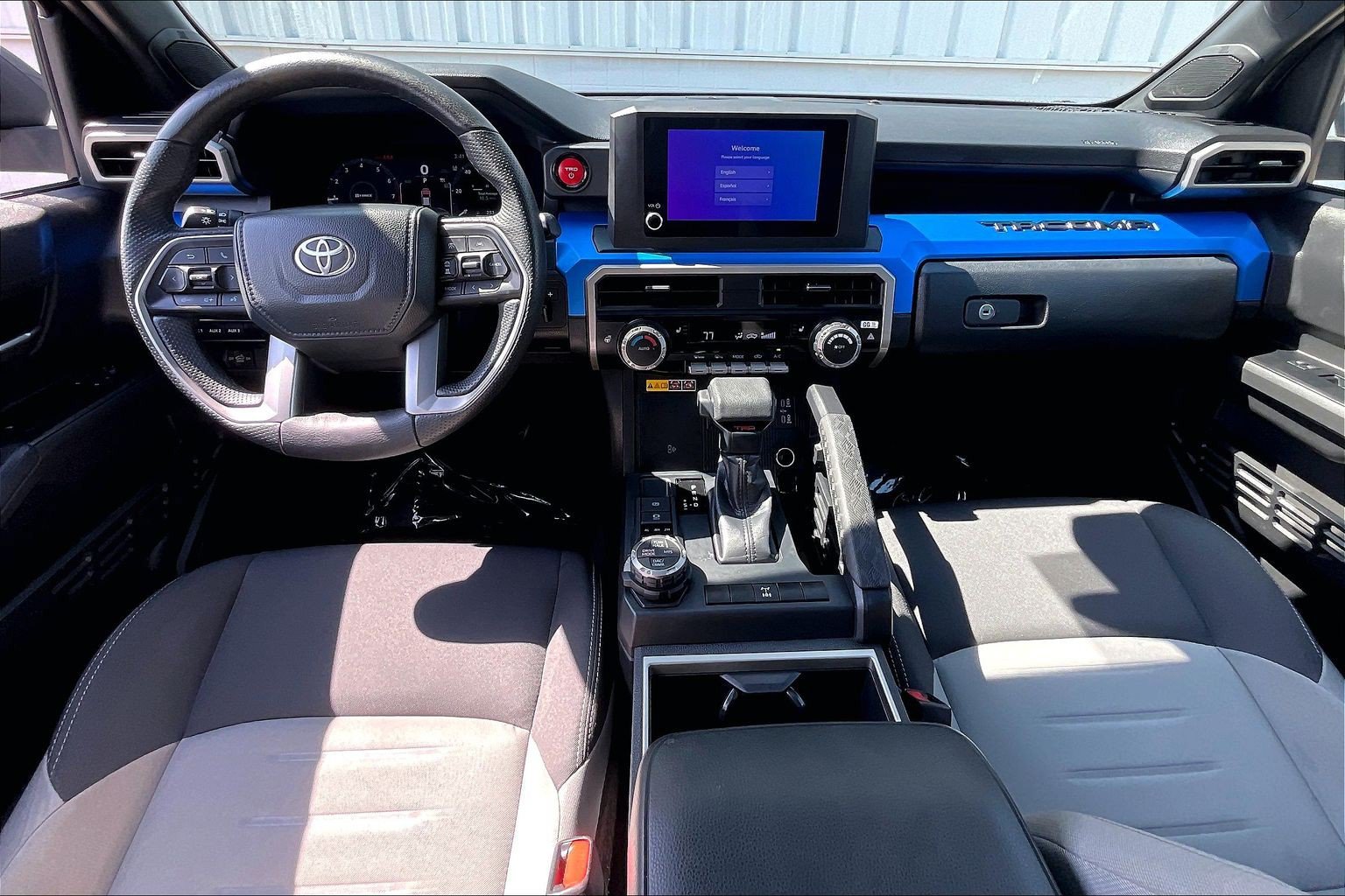 Used 2025 Toyota Tacoma TRD Off-Road w/ TRD Off Road Upgrade Package AWD/4WD image 19