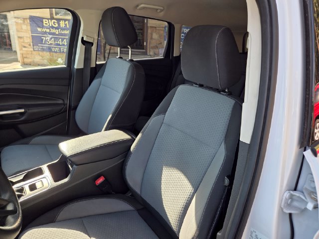 Used 2017 Ford Escape SE FWD image 19