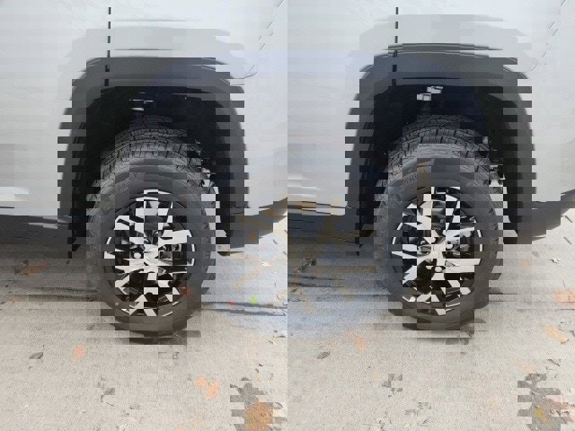 New 2025 Jeep Grand Cherokee Limited image 25