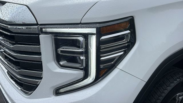 Used 2026 GMC Sierra 1500 SLT AWD/4WD image 7