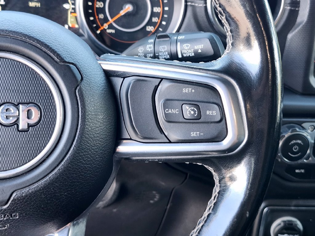 Used 2021 Jeep Wrangler Unlimited Sahara AWD/4WD image 29