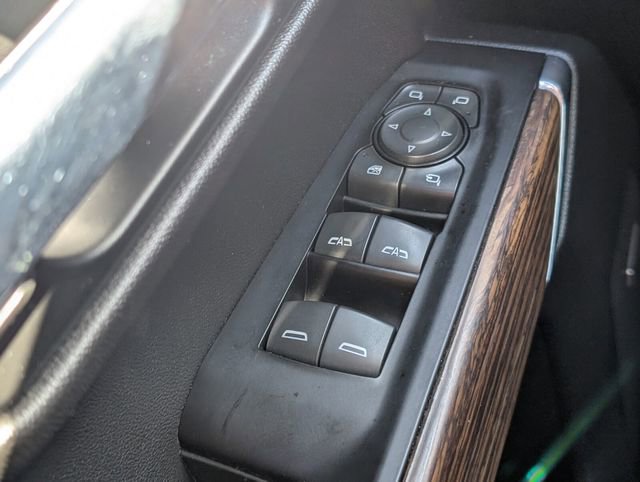 Used 2019 Chevrolet Silverado 1500 High Country w/ Technology Package image 37