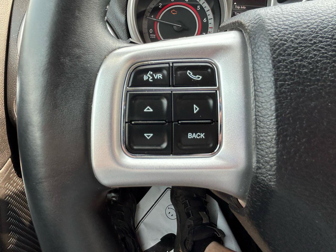 Used 2016 Dodge Journey SE w/ MOPAR All-Weather Group FWD image 18