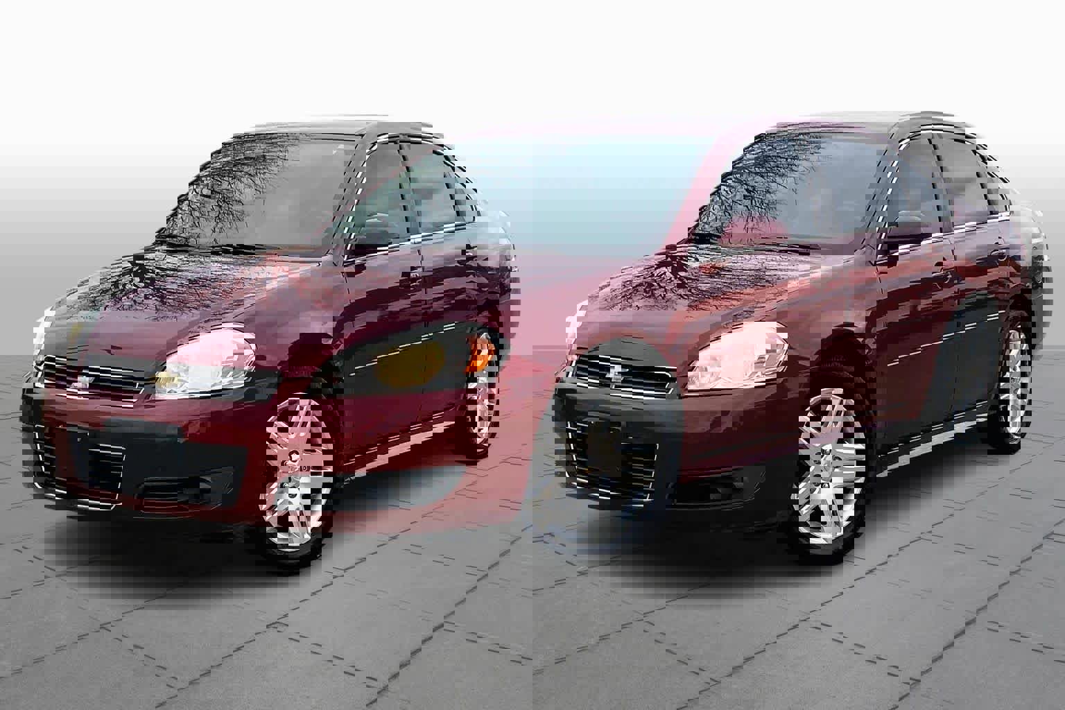 Used 2011 Chevrolet Impala LT image 1