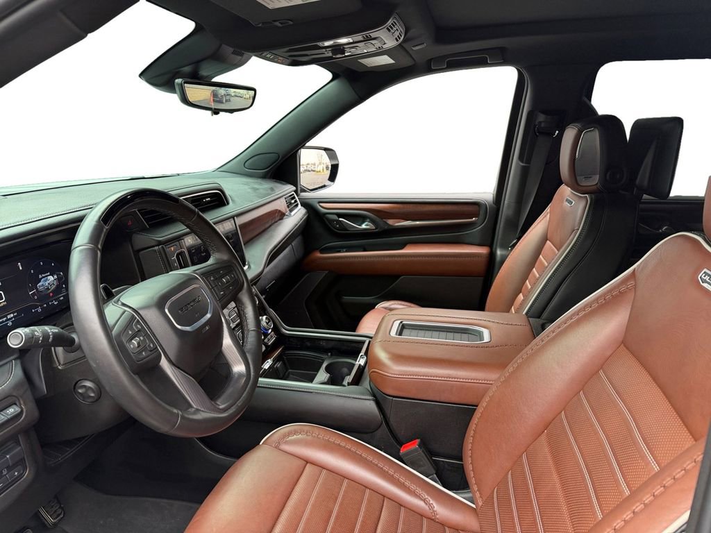 Used 2024 GMC Yukon XL Denali Ultimate image 10