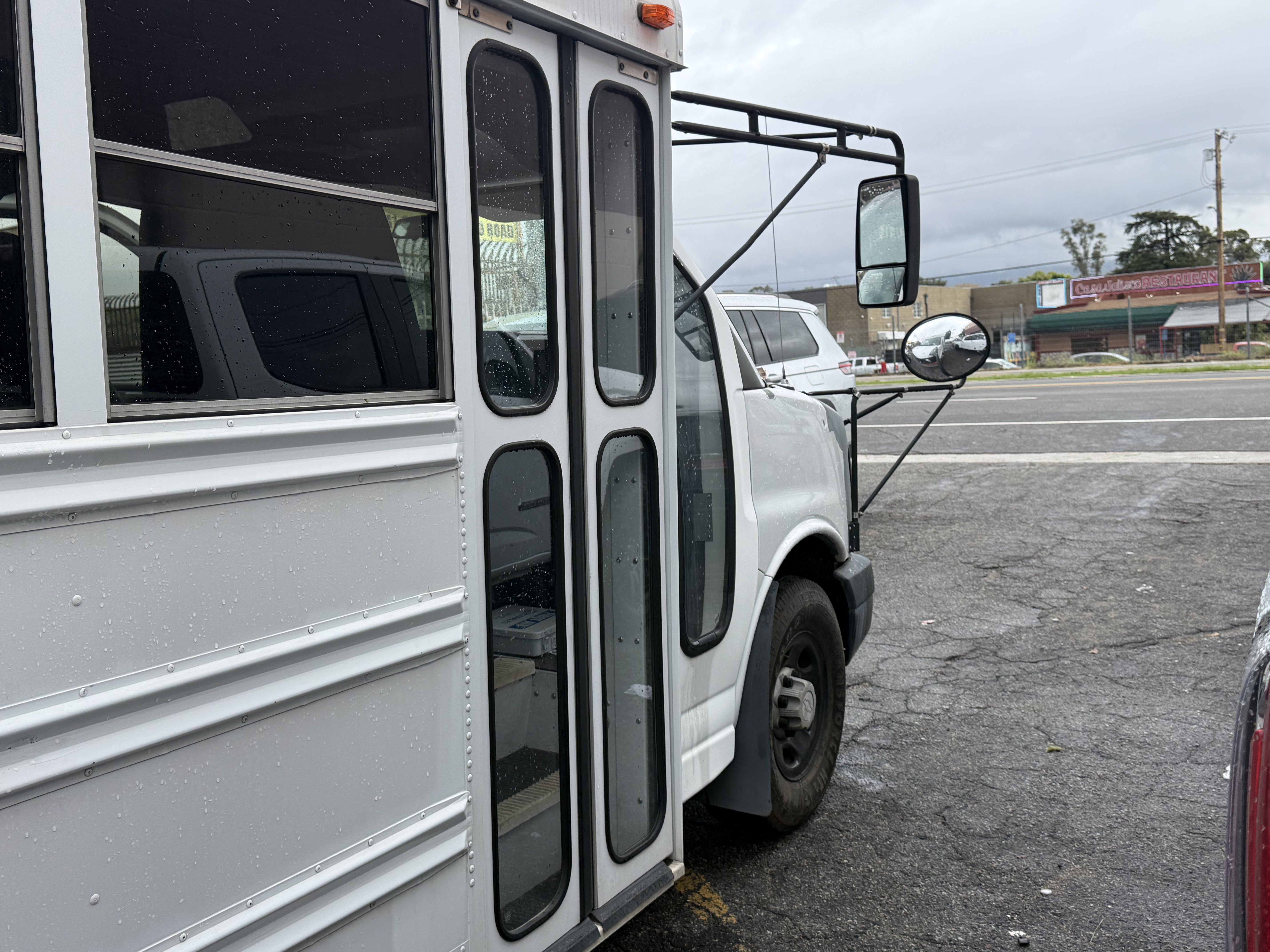 Used 2006 Chevrolet Express 3500 w/ School Bus Package image 28