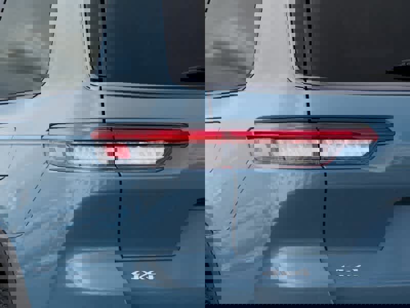 New 2026 Jeep Grand Cherokee L Limited image 9