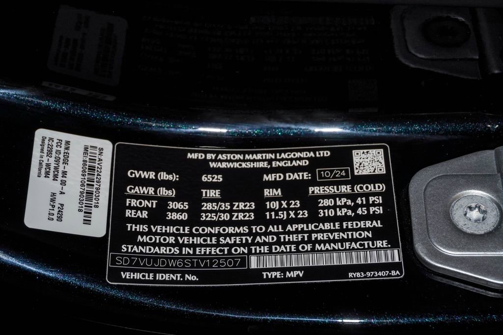 Used 2025 Aston Martin DBX 707 image 35