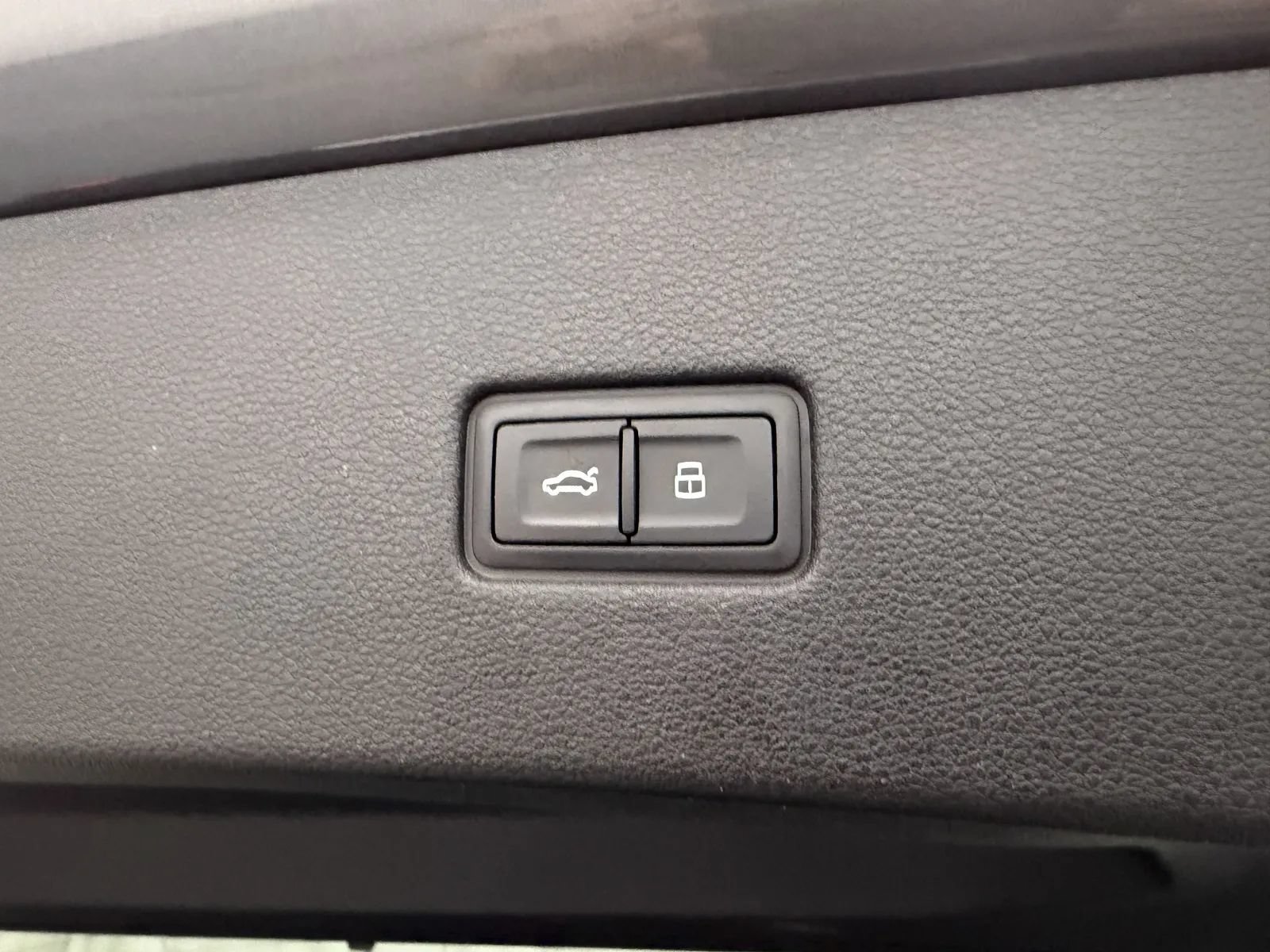 Used 2019 Audi Q8 Prestige AWD/4WD image 51