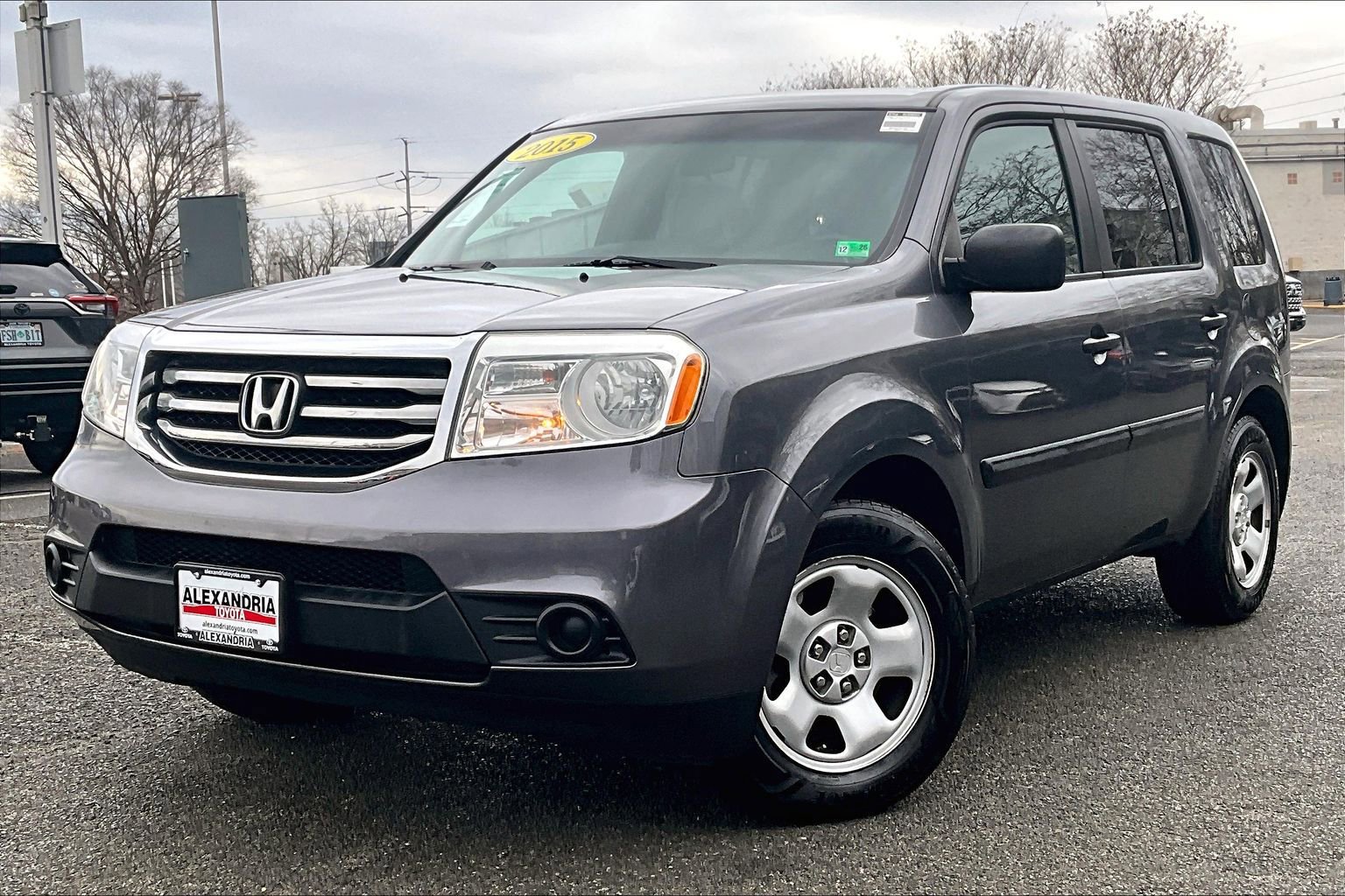 Used 2015 Honda Pilot LX image 1