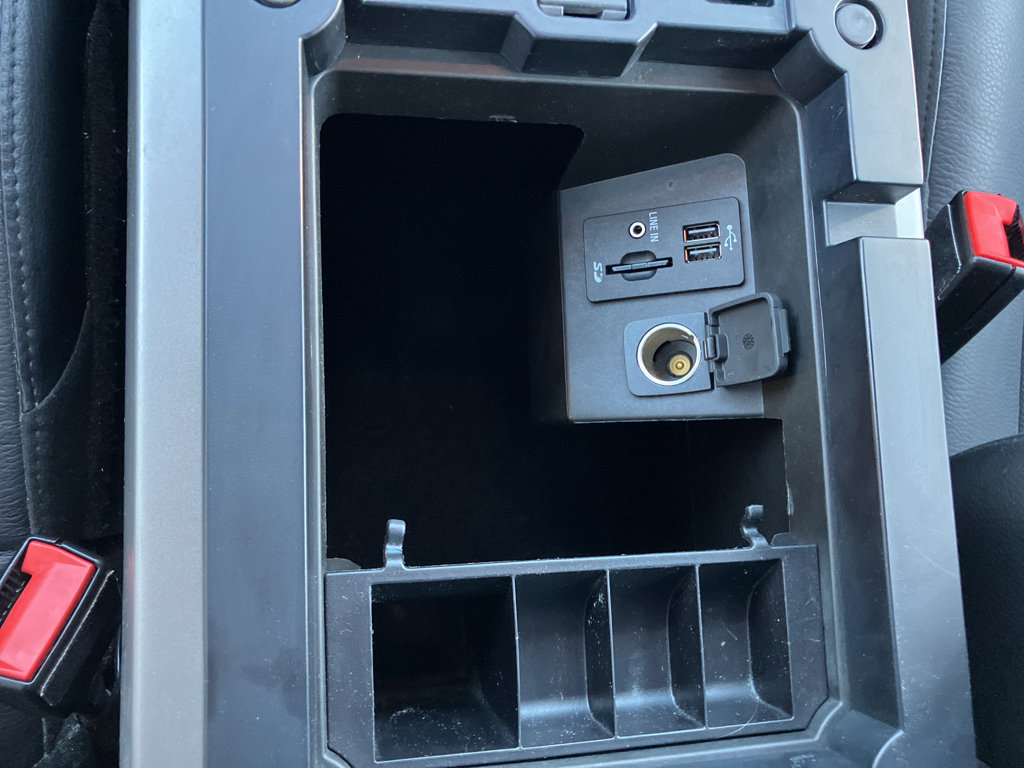 Used 2015 Ford Expedition Limited w/ Equipment Group 301A image 21