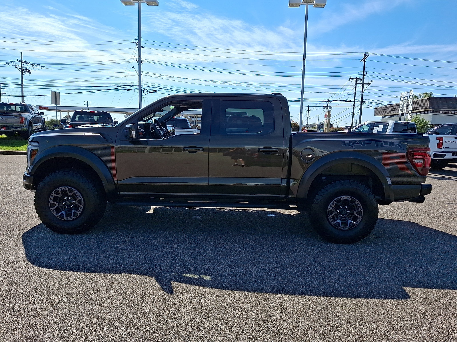 Used 2025 Ford F150 Raptor w/ Equipment Group 803A Raptor R AWD/4WD image 6