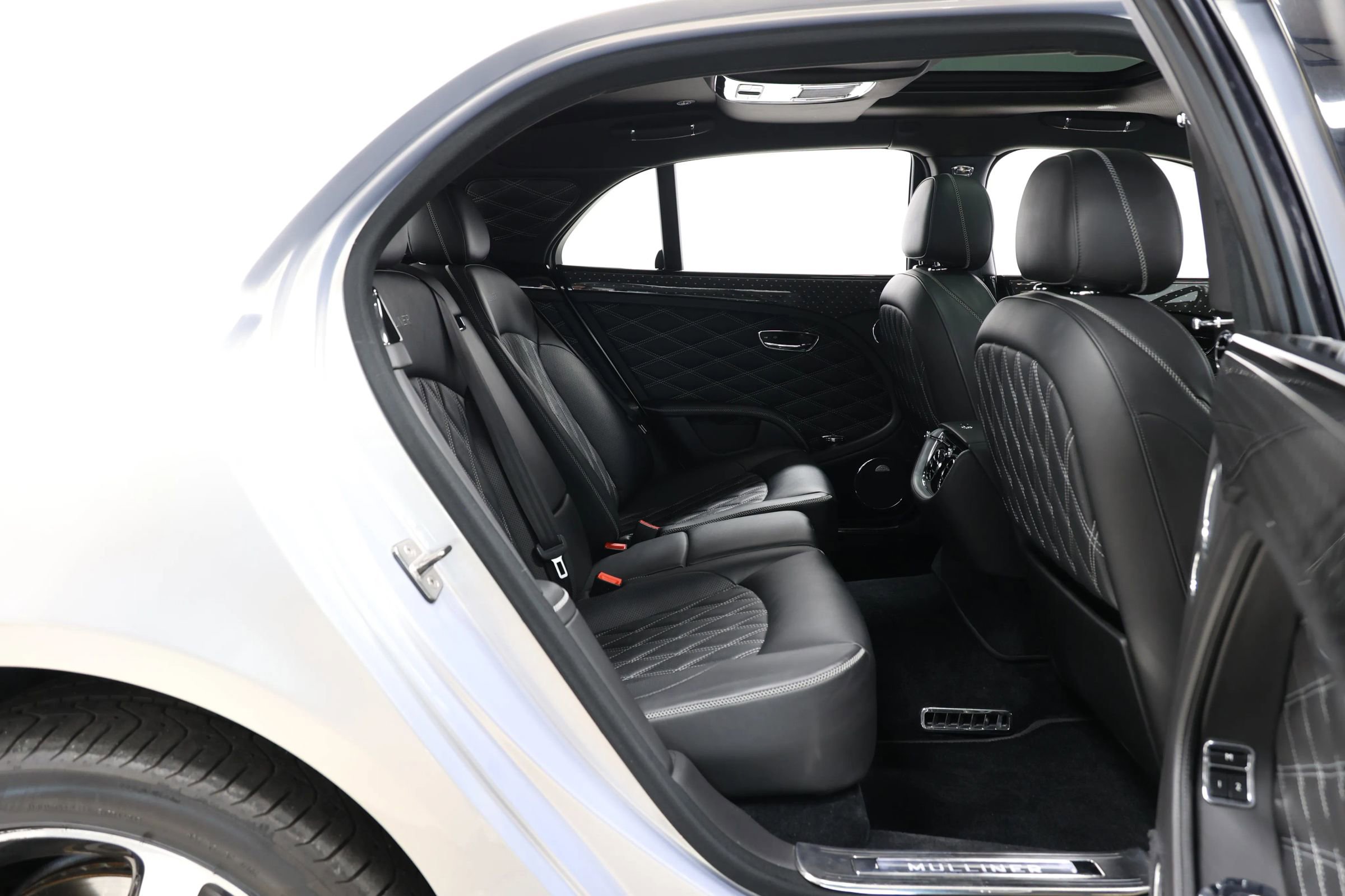 Used 2018 Bentley Mulsanne image 89