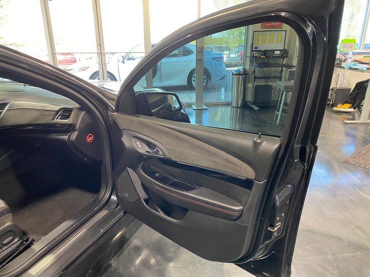 Used 2015 Chevrolet SS image 21