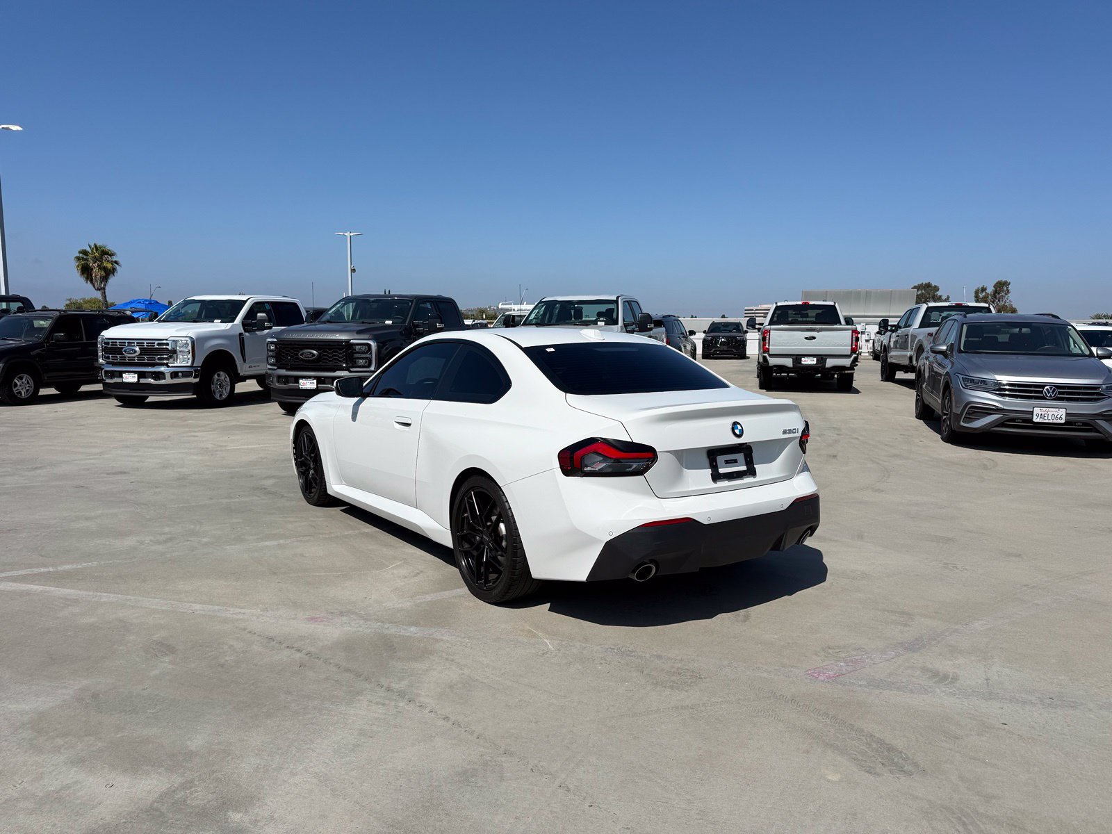 Used 2023 BMW 230i Coupe RWD image 2