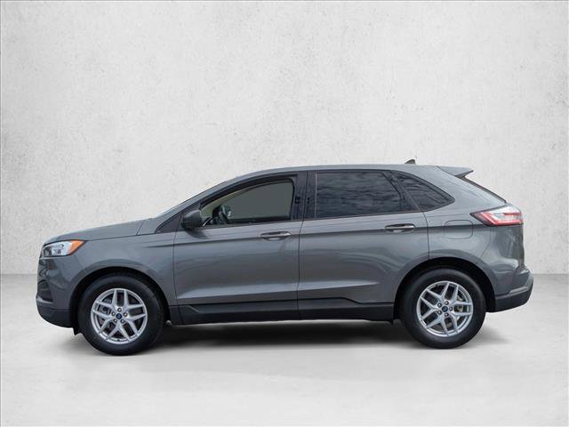 Used 2021 Ford Edge SE image 4