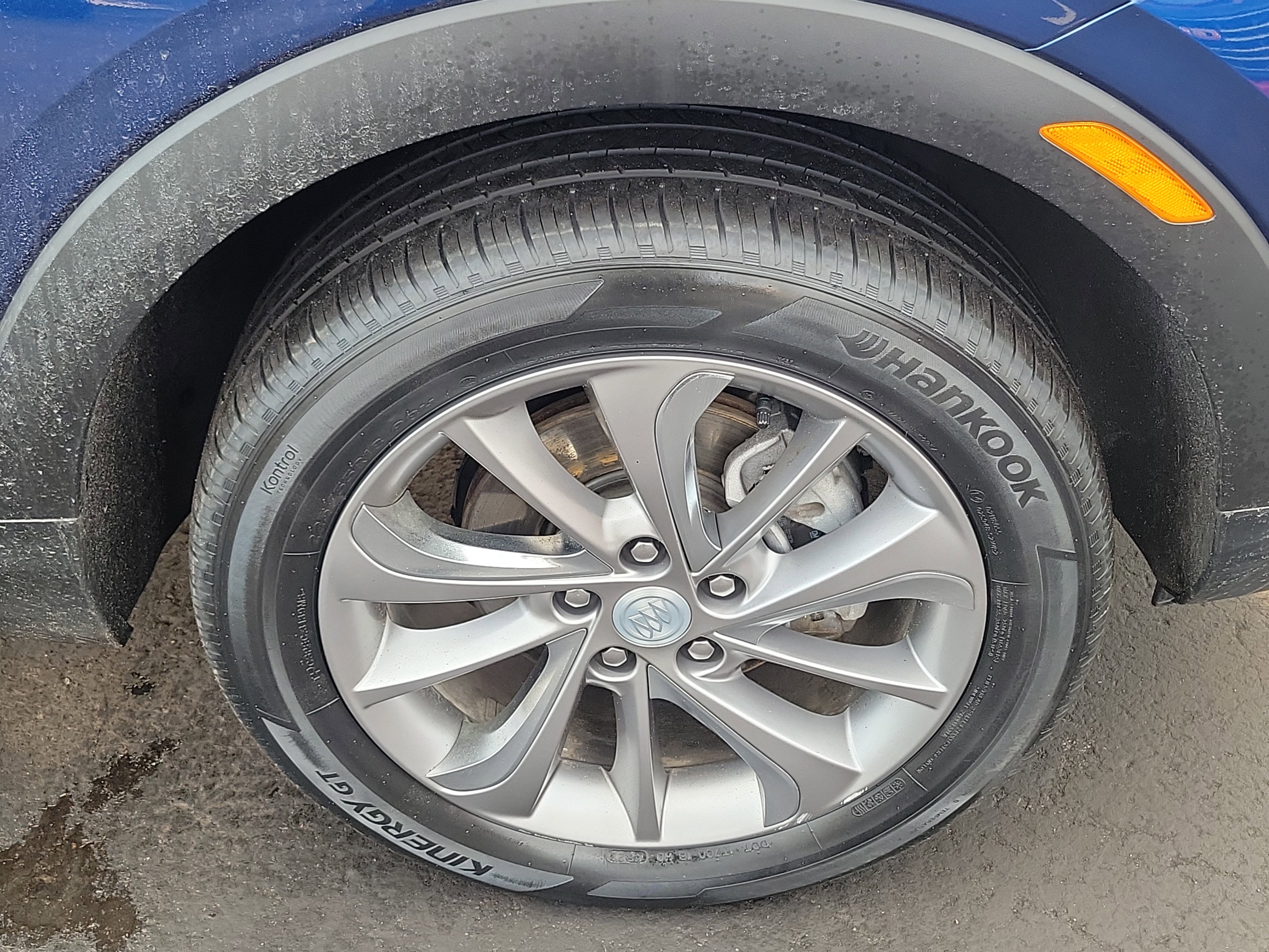 Used 2023 Buick Encore GX Select w/ Experience Buick Package image 5