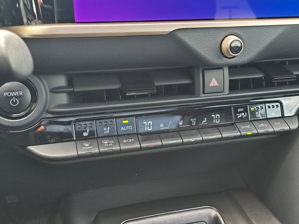 Certified 2025 Toyota Crown Platinum AWD/4WD image 27