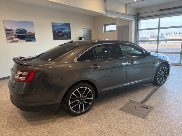 Used 2017 Ford Taurus SHO w/ Driver Assist Package image 5
