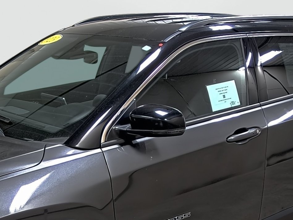 Used 2023 Jeep Compass Limited AWD/4WD image 8
