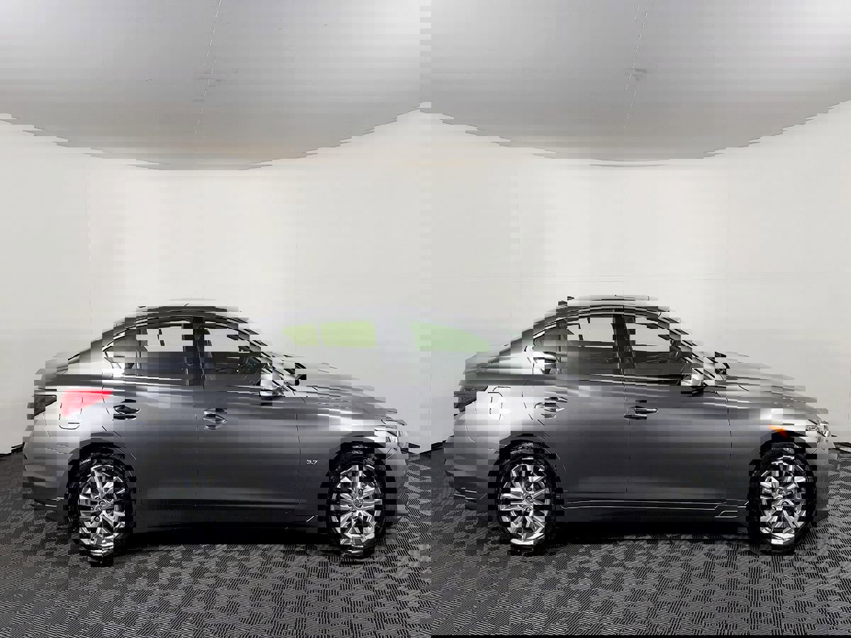 Used 2015 INFINITI Q50 Premium image 6