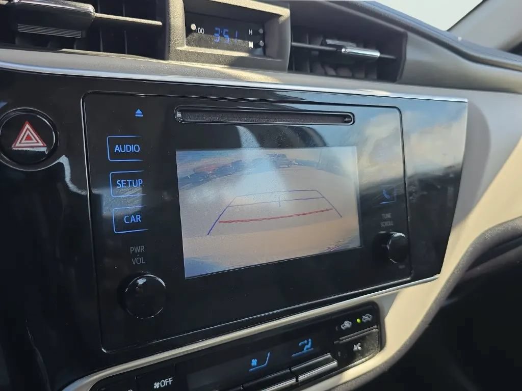 Used 2019 Toyota Corolla LE FWD image 21