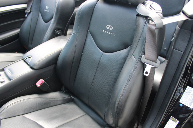 Used 2014 INFINITI Q60 Convertible w/ Premium Package RWD image 27