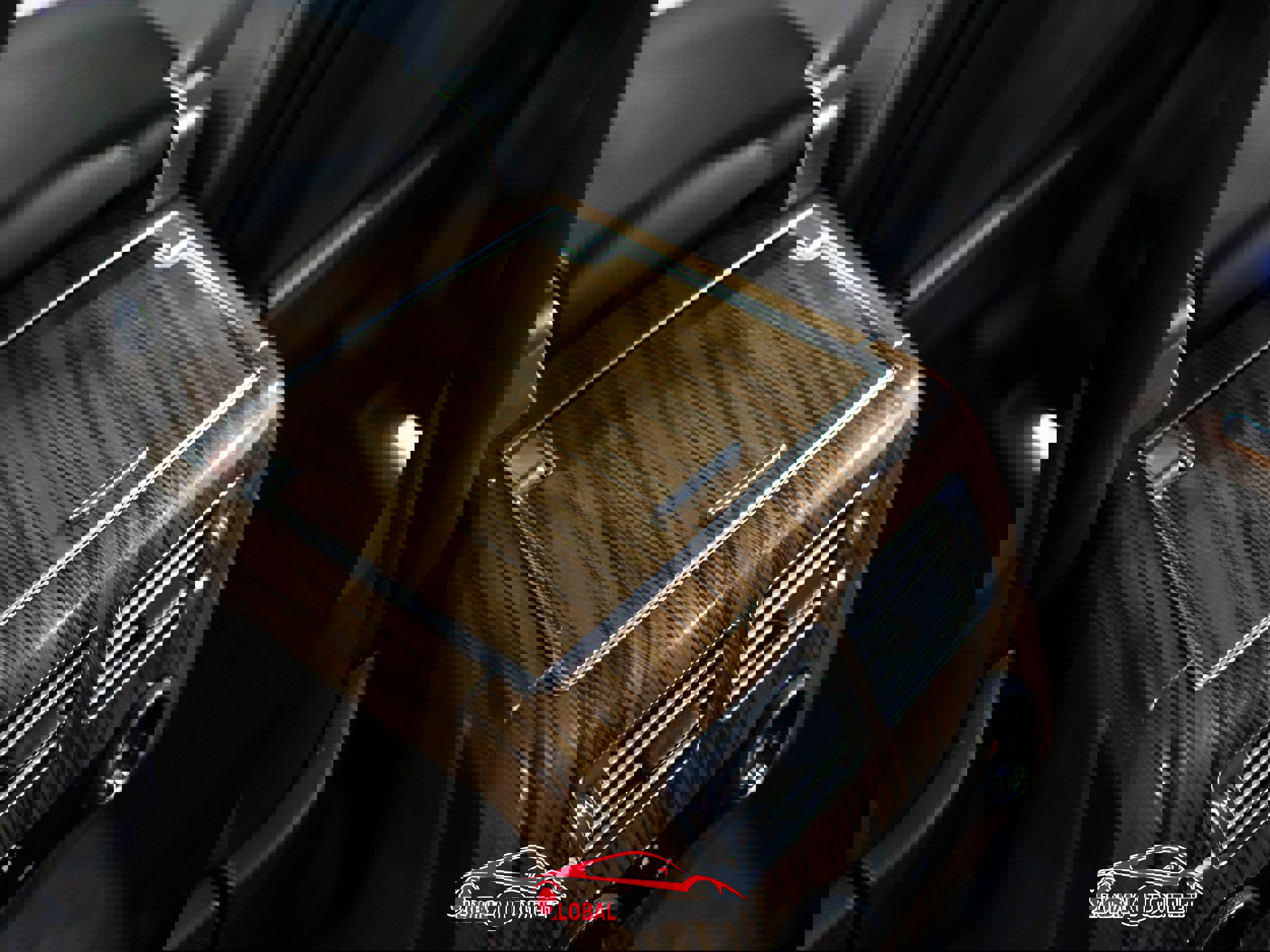 Used 2018 Land Rover Range Rover Long Wheelbase Supercharged image 23