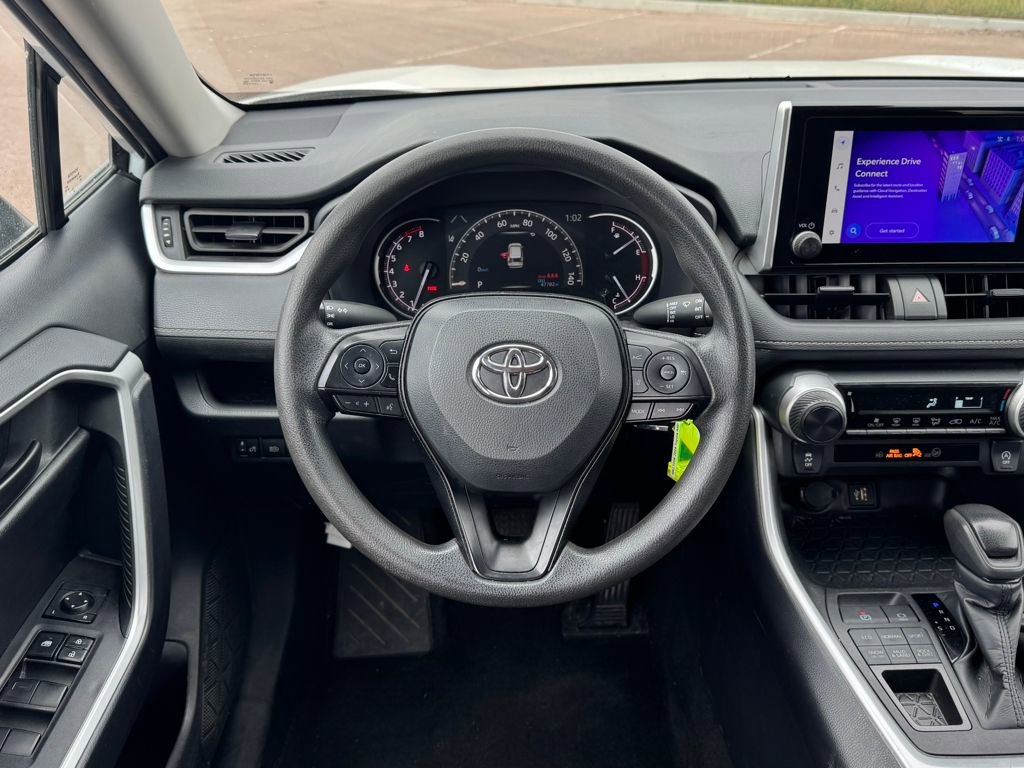 Used 2024 Toyota RAV4 LE image 10