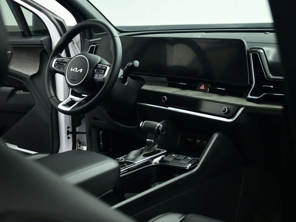 Certified 2024 Kia Sportage X-Line w/ X-Line Premium Package image 28