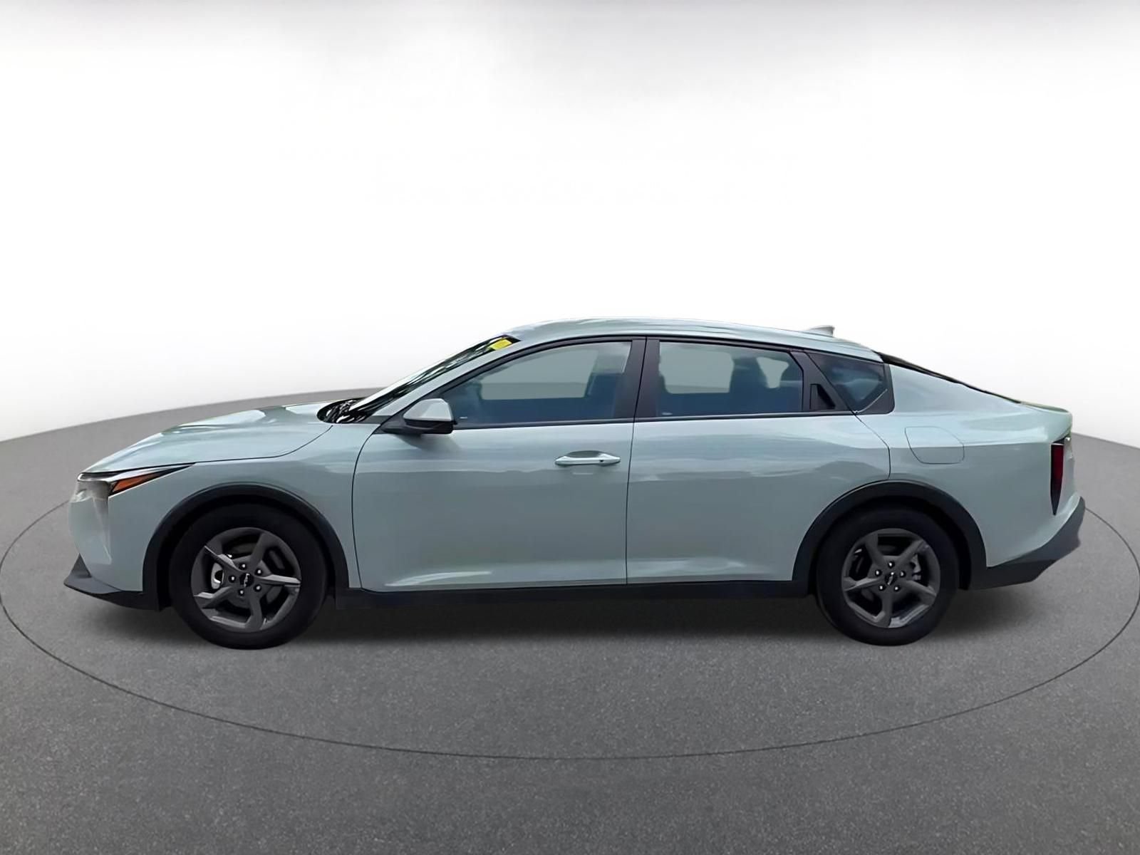 Used 2025 Kia K4 FWD image 8