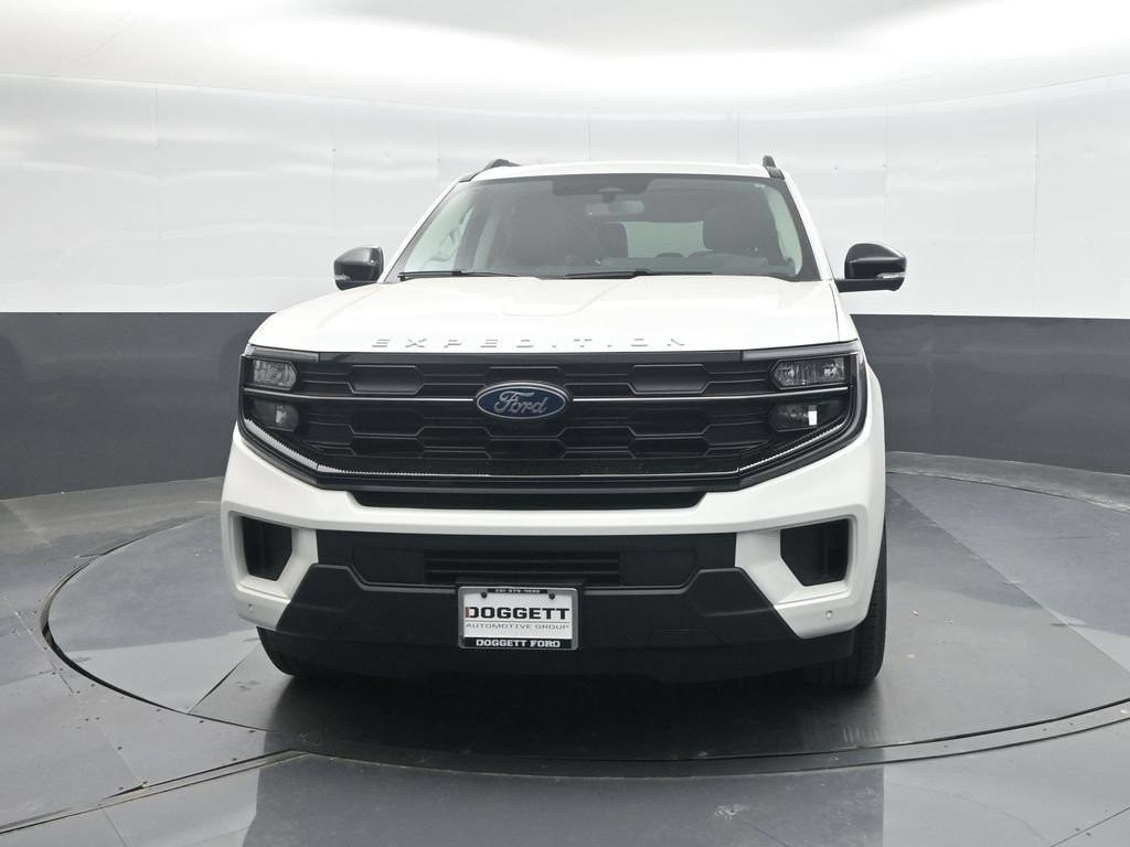 New 2026 Ford Expedition Active RWD image 5