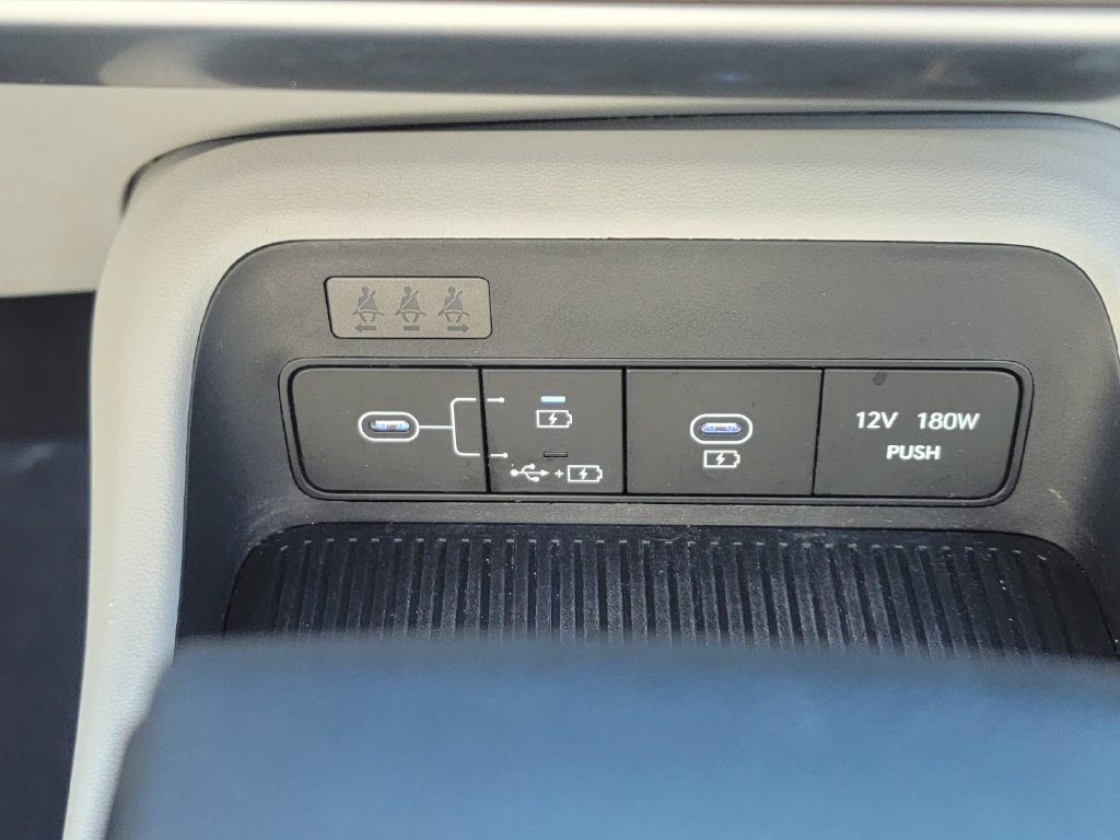 Used 2024 Hyundai Kona SE FWD image 27