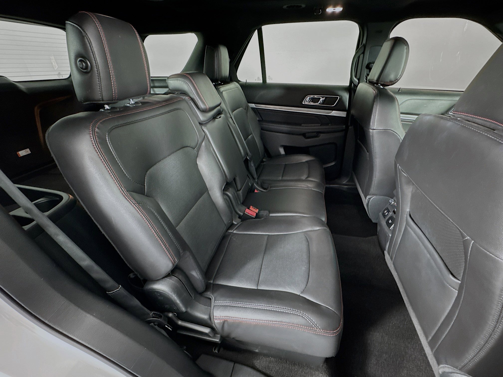 Used 2018 Ford Explorer Sport w/ Equipment Group 401A image 28